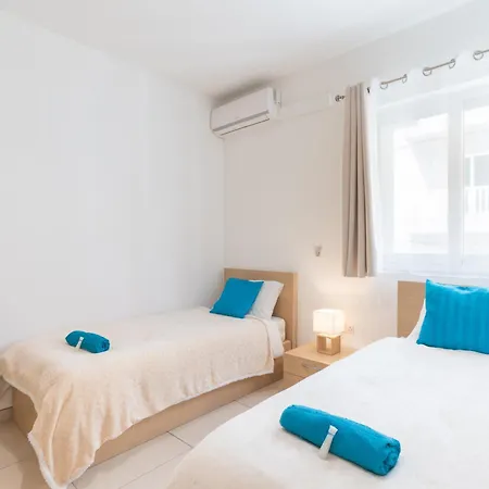 2 Bedroom In Central St Julians Prime Location In Paceville Apt 3 By Vaganza Saint Julian's Exterior photo