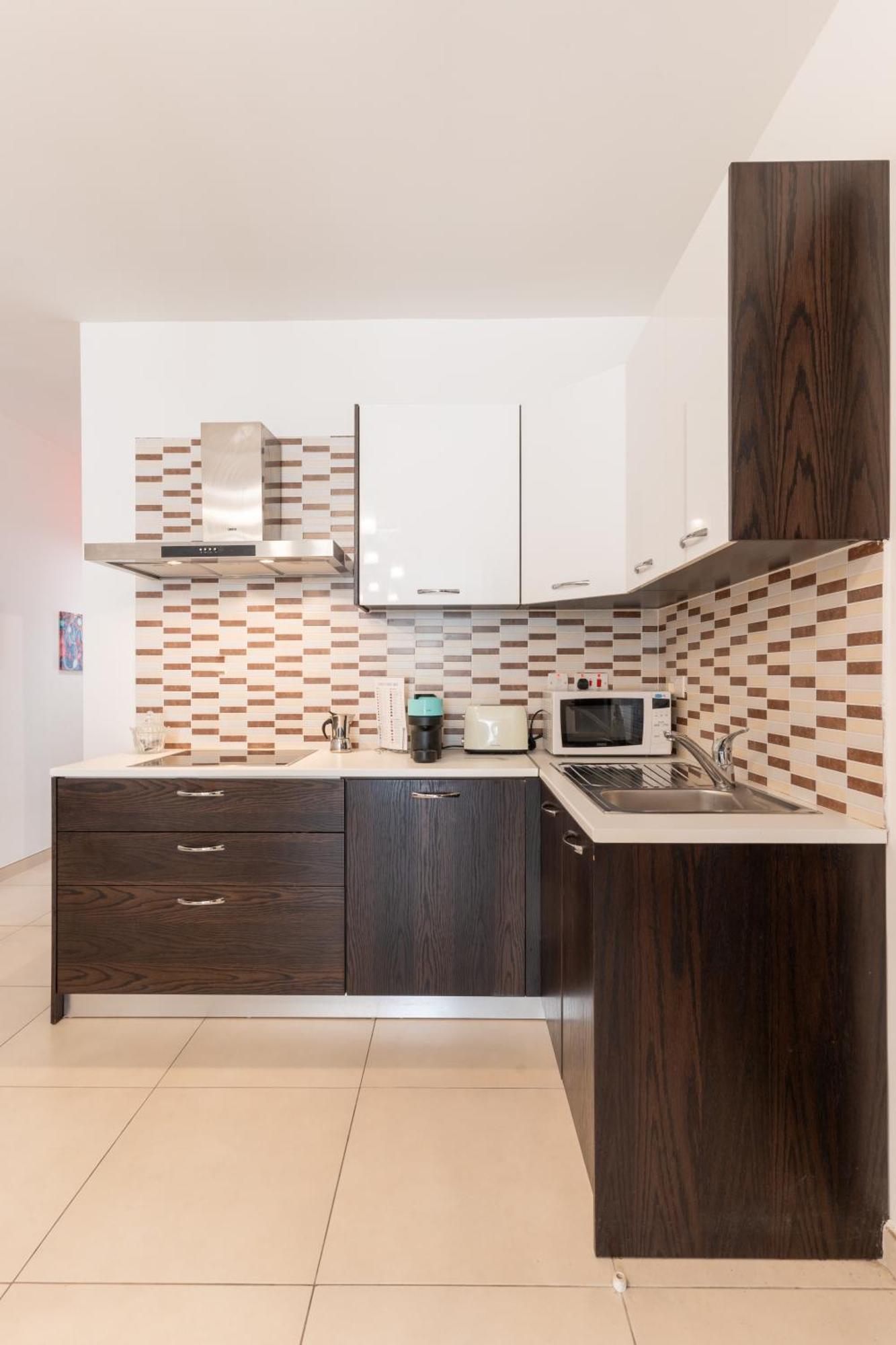 2 Bedroom In St Julians Prime Location In Paceville 3 By Vaganza * San Ġiljan